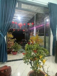 CẦN BÁN GẤP CĂN NHÀ CẤP 4 DT 4X31 GIÁ 2TY350 SHR SANG TÊN CHÍNH CHỦ - 2