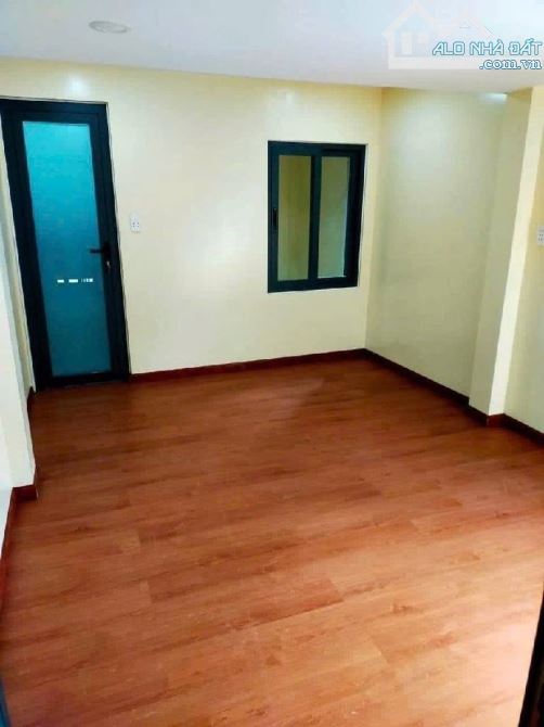 Hơn:3 tỷ. Tìm k ra căn thứ 2. Phan Anh, 2 tầng cực đẹp. Dt: 4 x 12. HĐT: 7tr/thág - 2