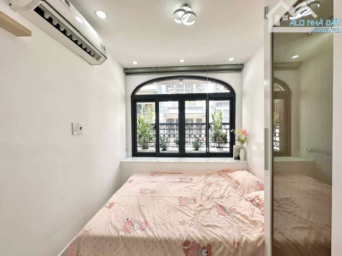 BÁN NHÀ MẶT TIỀN ĐƯỜNG NGUYỄN TRƯỜNG TỘ - 3 TẦNG FULL NT - PHÚ NHUẬN  - SD 45M2 - HƠN 3 TỶ - 2