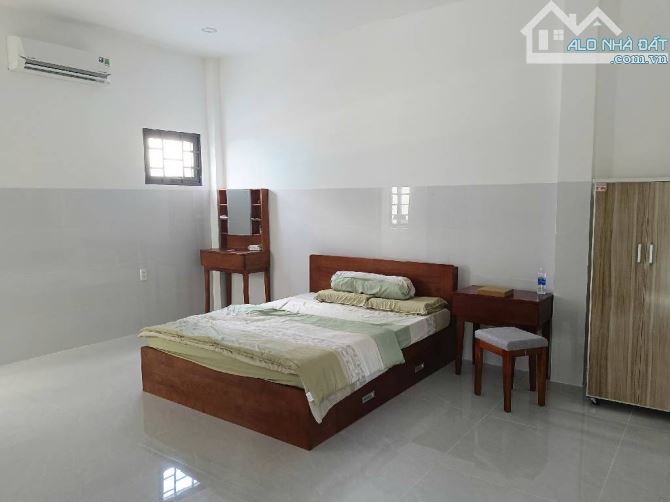 NHÀ NGAY NGÃ TƯ GÒ MÂY - GẦN LÊ TRỌNG TẤN -112M2- NGANG 7M - LÔ GÓC 2 MẶT TIỀN -NHỈNH 6 TỶ - 2