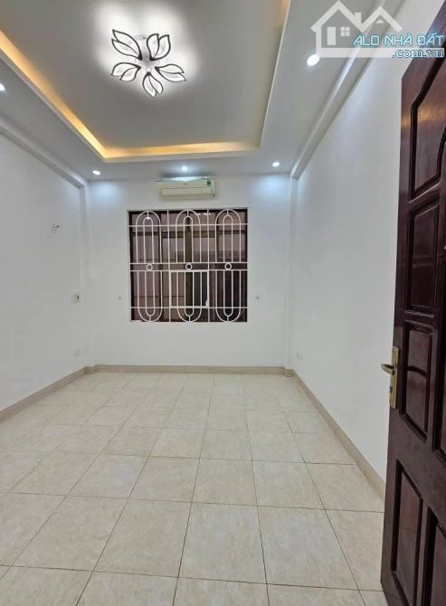 Bán Nhà Lê Quang Đạo - 6.68 tỷ - ngõ rộng - 50m ra phố - 2