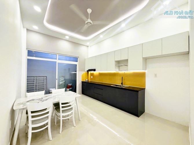 SIÊU PHẨM HẺM XE HƠI - KHU VIP CITY LAND, NGUYỄN VĂN NGHI, PHAN VĂN TRỊ, NGUYỄN KIỆM - GV. - 2