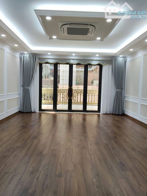 BÁN NHÀ MẶT PHỐ ĐÔNG QUAN, CẦU GIẤY - 60M x 6T THANG MÁY - MT 5.5M - Ô TÔ TRÁNH - GIÁ 26.8 - 2