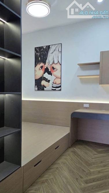 Căn Hộ Nguyễn Chí Thanh - View Hồ Ngọc Khánh - Trung Tâm Ba Đình - Sổ đỏ vĩnh viễn - 2