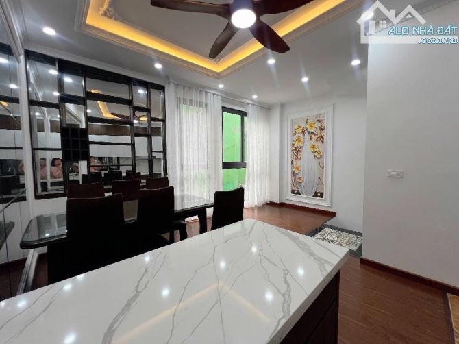 SIÊU ĐẸP MẶT NGÕ Hồ Tùng Mậu 5T kinh doanh, #ô_tô đỗ cửa, 2 thoáng 8.3 tỷ - 2
