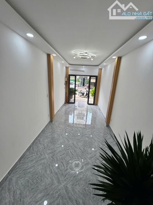 Bán Nhà Mặt Tiền Quận 5 , Đường Phan Văn Trị. - 22
