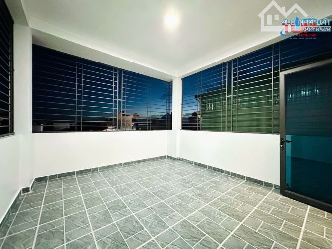 Bán nhà ngõ tô hiệu siêu rộng xây mới độc lập - 24