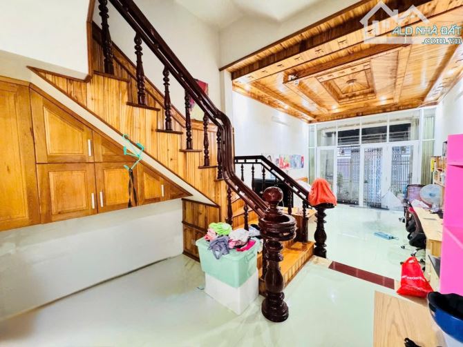 NHÀ 3 TẦNG HẺM NGUYỄN KHUYẾN, 63M2, XE HƠI TẬN NHÀ, 2PN, GIÁ 4,3 TỶ - 3