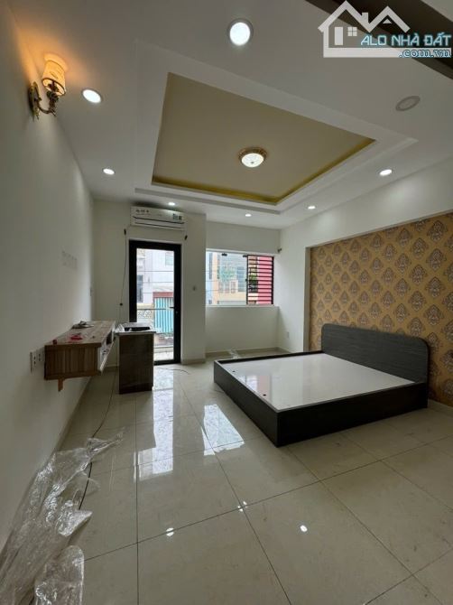 BÁN NHÀ MẶT TIỀN HẺM LỚN ,KO LỘ GIỚI,SÁT TÊN LỬA,68M2,5 TẦNG,8PN,CHỈ 7 xx tỷ - 3