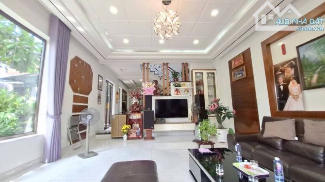 TRẦN VĂN MƯỜI XÃ XUÂN THỚI THƯỢNG HÓC MÔN - BIỆT THỰ MẶT TIỀN TÂM HUYẾT CỦA CHỦ NHÀ 263.3/ - 3