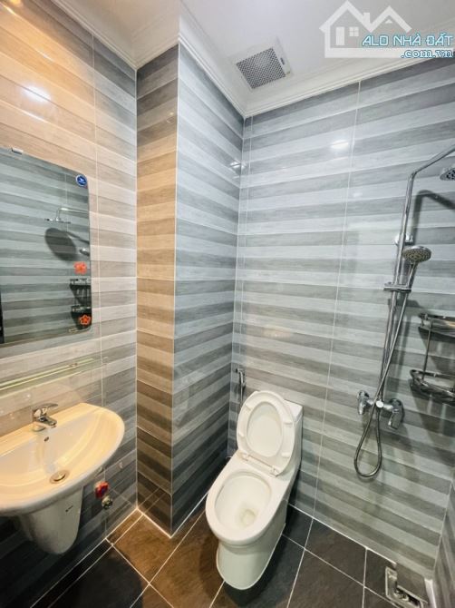 Nhà Mới 4 Tầng Hoàn Công Đầy Đủ –Chỉ 3,85 Tỷ -Hẻm Ô Tô – Vị Trí Kinh Doanh - 3