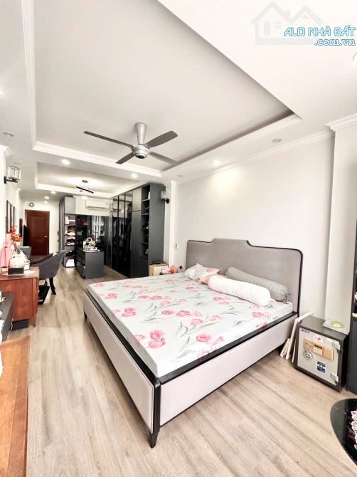 TÔN ĐỨC THẮNG - NHÀ ĐẸP 92 m² 6 tầng thang máy - MẶT NGÕ 15M THÔNG - VỈA HÈ  - KD -28,5 TỶ - 3