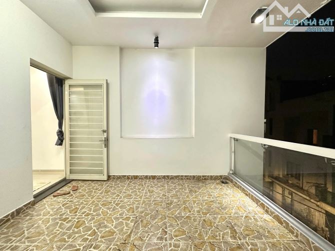 HẺM NHỰA KINH DOANH 8M - Ô TÔ TRÁNH CÓ VỈA HÈ - 64M2 (4.2x15.5) A4 - 4 TẦNG MỚI ĐẸP - - 3