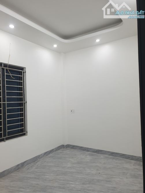 BÁN NHÀ ĐẸP 2.65 TỶ 3 TẦNG 46M2 ( ĐÔNG NAM ) KHU Ô 18 - PHÙ NGHĨA - 3
