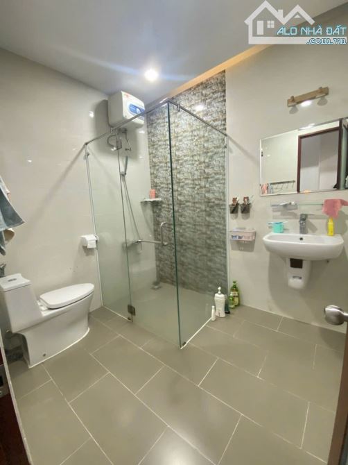 🔥Chỉ Còn 1 Căn Mặt Tiền Đường Văn Tiến Dũng Rộng 20M Gần Biển - 3
