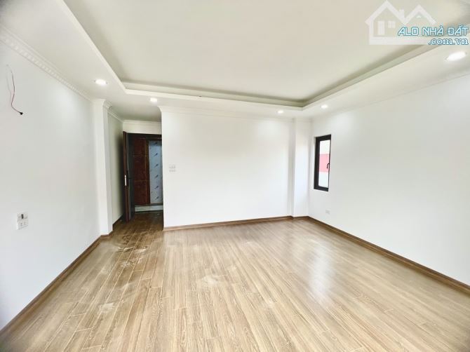 Chỉ 6,75 tỷ Có Ngay. Căn 40m -5 Tầng - Ô tô Kinh Doanh - Thang Máy - 3