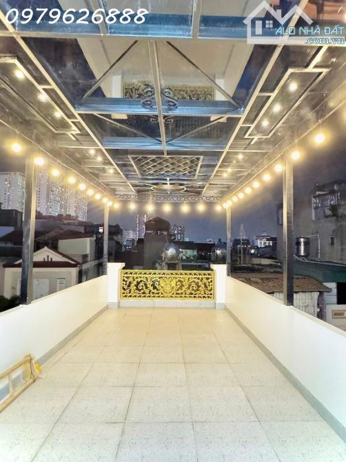NHÀ PHỐ HOÀNG QUỐC VIỆT. FULL NỘI THẤT CAO CẤP, THANG MÁY,  Ô TÔ VÀO NHÀ. CHỈ VIỆC XÁCH - 3