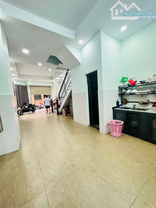 6.3 tỷ - bán nhà góc 4 tầng Nguyễn Văn Công GV. DT 4mx14m, 4PN, hẻm thông - 3