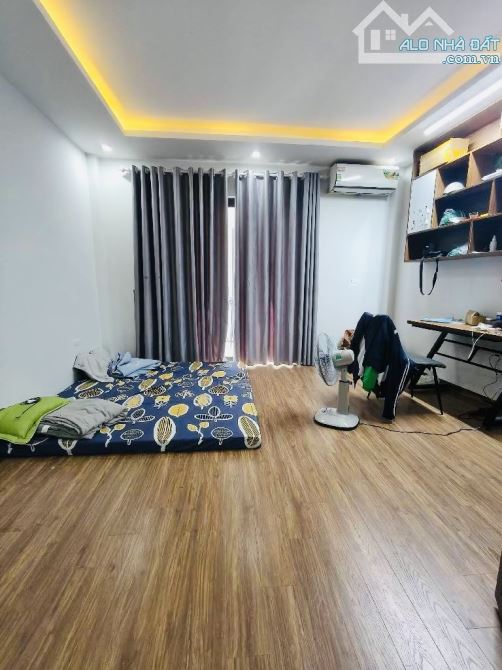 🏠 Bán nhà Minh Khai – Nhà dân xây chắc chắn – 5 tầng, 32m², ngõ nông gần ô tô, giá chỉ 5. - 3