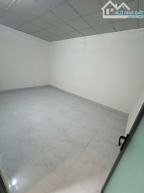 Bán nhà 1 Trệt 1 Lửng 80m2 đường ô tô (P. TÂN PHONG) chỉ 2,5 tỉ - 3