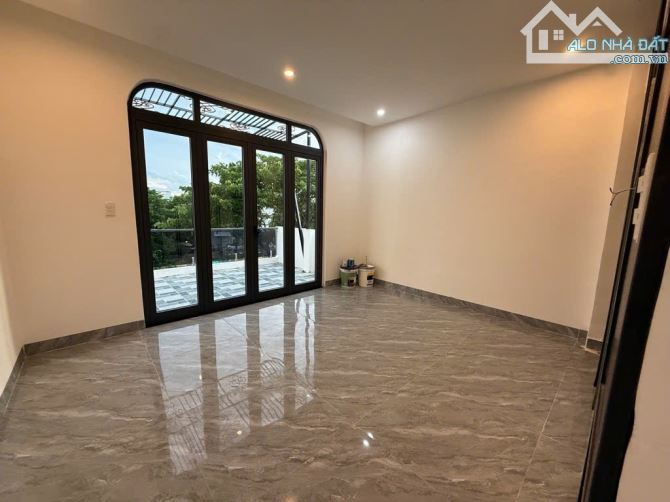 NHÀ ĐẸP 3 TẦNG MẶT TIỀN YÊN KHÊ 2 – VIEW KÊNH – SÁT BIỂN - 3