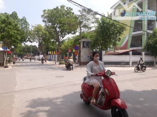Cần bán mảnh đất 60m2 ngõ 209 Phố An Dương Vương - 3