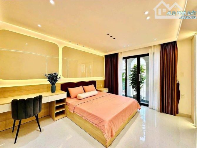 Bán nhà MT đường Phan Văn Sửu, phường 13 Tân Bình; 7*14m 4 tầng - 3