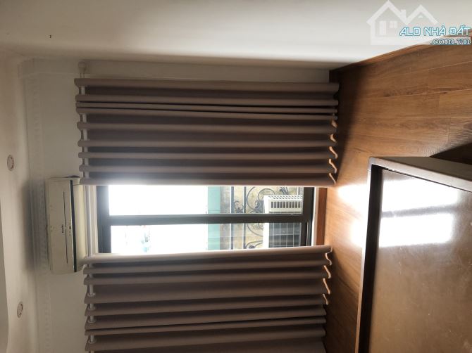 BÁN NHÀ KIM MÃ -DÂN MỚI XÂY - 2 THOÁNG - NGÕ NÔNG - GẦN Ô TÔ - 32M*5T - 7.6 TỶ - 3