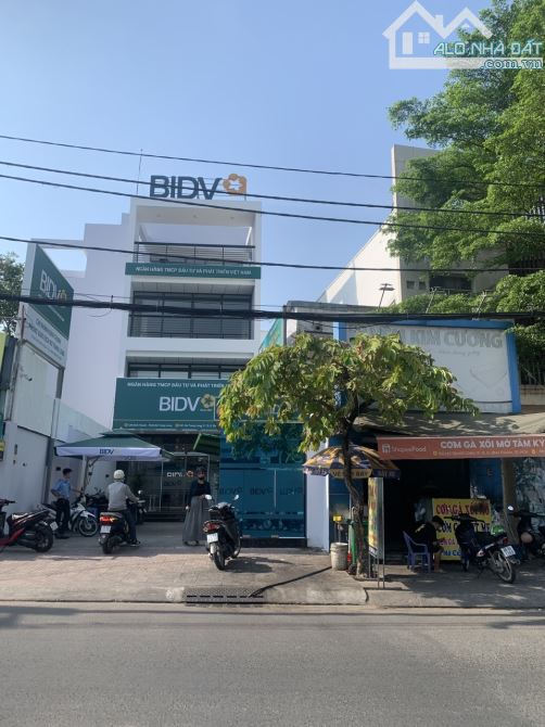 [ BÁN ĐẤT TẶNG NHÀ CẤP 3 ] ĐƯỜNG NƠ TRANG LONG 9,5X10M - CÁCH MẶT TIỀN 15M - 3