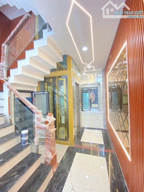 SIÊU PHẨM MẶT TIỀN KHU GÒ XOÀI CÓ THANG MÁY - FULL NỘI THẤT - 5 TẦNG MỚI ĐẸP NHỈNH 8 TỶ - 3