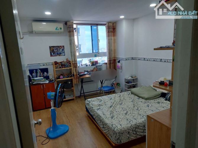 BÁN CHUNG CƯ 1050 CHU VĂN AN, 2PN CHỈ 2.3 TỶ - 3