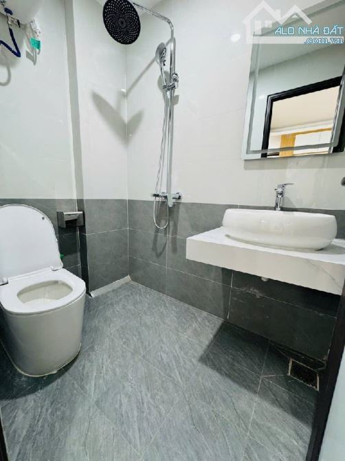 🔥Vũ Ngọc Phan, Nhà Xây Mới, 30m Ra Ôtô, DT 33m2, 5 Tầng Thang Máy, Giá 8.3 Tỷ - 3