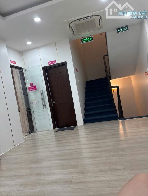 Cho thuê nhà mặt tiền 7 tầng quận Bình Thạnh - 5 x 20m giá tốt - 3