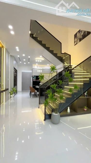 Cần bán nhà mới xây - sổ hồng riêng - P. Chánh hiệp - TPHCM -TDM CŨ - Chỉ 2,85 tỷ - 3