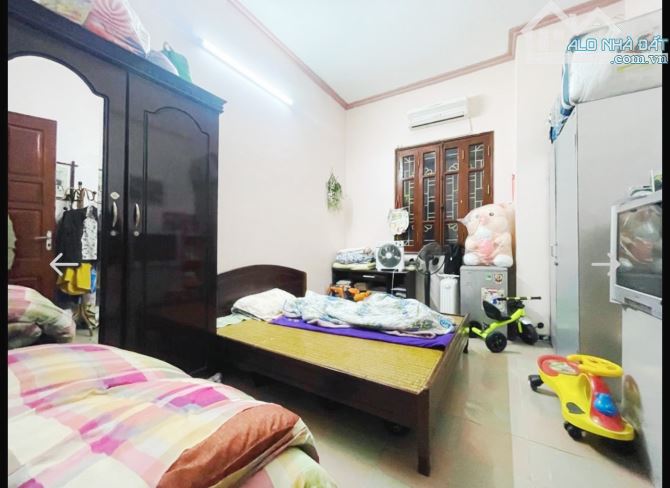TRUNG KÍNH LỚN, CẦU GIẤY - 64M2 - 4 TẦNG - 16.2 TỶ - Ô TÔ - CÁCH PHỐ 30M - Ô CHỜ THANG MÁY - 3