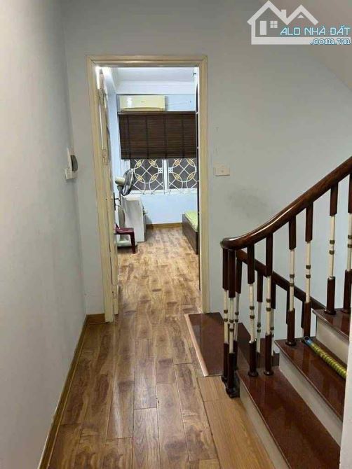Bán nhà Lạc Long Quân 42m, 4 tầng dân xây chắc nịch, ô tô đỗ cửa – giá chỉ 12 tỷ - 3