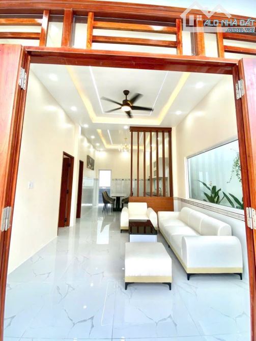 Biệt thự mini sân vườn, xây mới, trung tâm hóc môn, 8x15m, nhỉnh 4 tỷ - 3