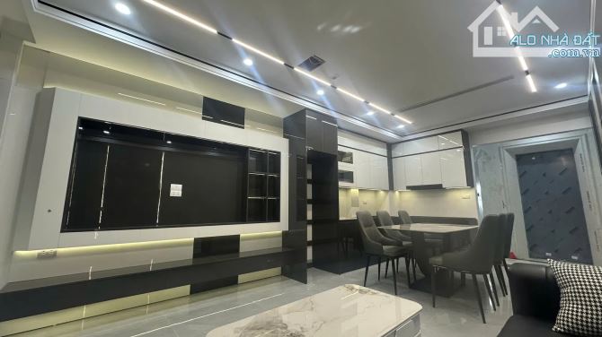Hồng Tiến Bồ Đề 40m 7T MT 4m nhỉnh 14 tỷ gara ô tô thang máy, ngõ thông - 3