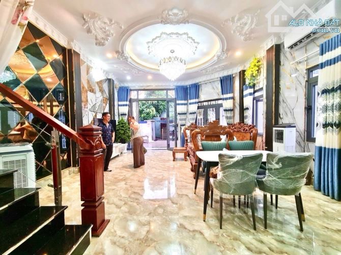 NHÀ ĐẸP LUNG LINH 3 TẦNG - NGANG 5,2M - HẺM XE HƠI 6M - HUỲNH TẤN PHÁT TT NHÀ BÈ - 3