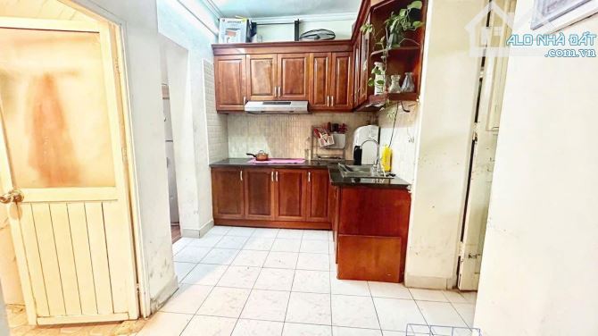 Bán Gấp - Sổ To - Tầng Thấp - Tập Thể Thanh Nhàn -HBT - Dt:80m2/3PN*nhỉnh 5 tỷ - 3