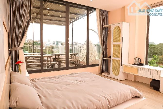 Bán Khách sạn/CHDV Mặt tiền Khe Sanh, P11, Đà Lạt - 490m2 -  29.5 tỷ- view đẹp - 3