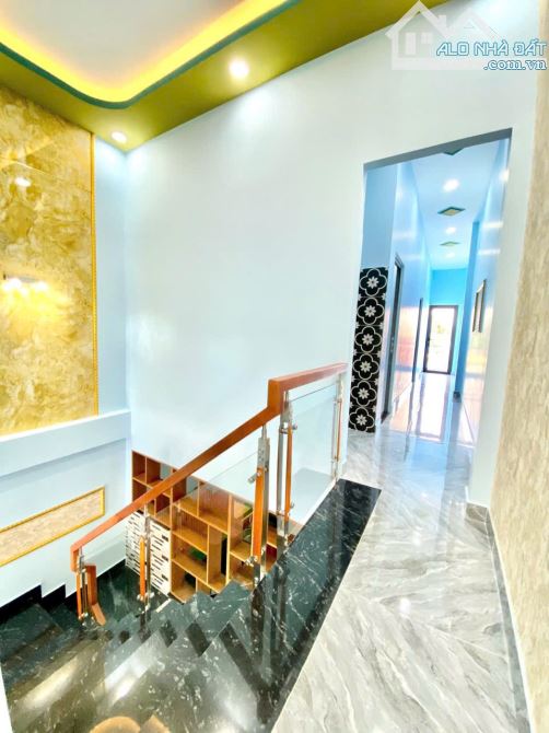SIÊU PHẨM CHÂN DÀI 4X32 NHÀ ĐẸP ĐƯỜNG XE HƠI GẦN CHỢ THỚI TỨ ĐẶNG THÚC VỊNH GIÁ TỐT - 3