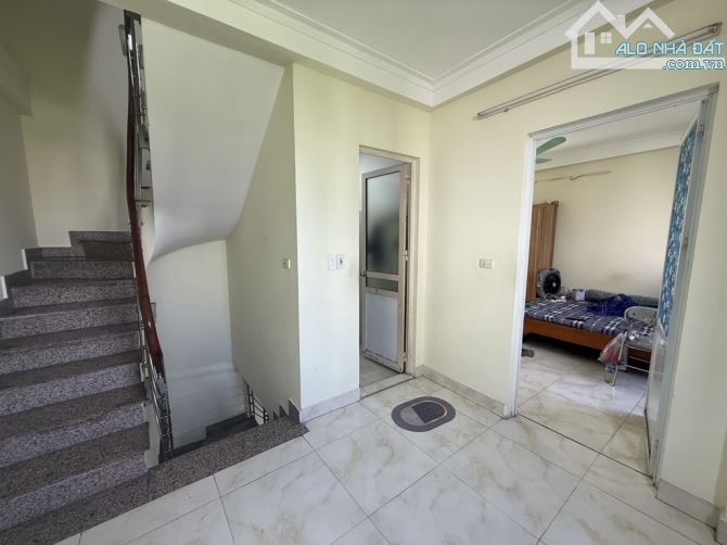 ✈️BÁN NHÀ NGUYỄN VĂN CỪ.TT BỒ ĐỀ ✈️54m2. 4 tầng. 7,85 tỷ. 200m ra cầu Chương dương. 3 bước - 3