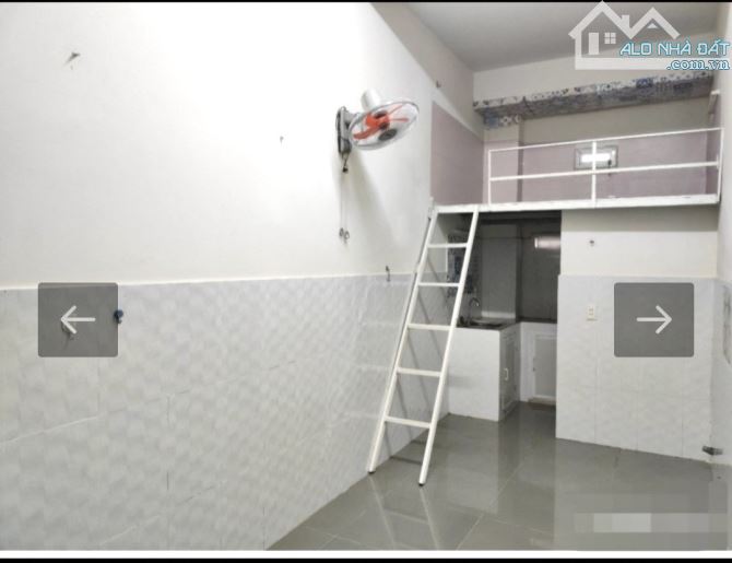 Bán toà CHDV Tân Bình - 39 phòng , 1 MBKD - 216m2 - ngay ĐH Bách Khoa - 2.2 tỷ/năm - 3