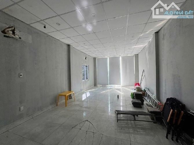 Bán nhanh nhà mới 2 tầng MT Tô Hiệu đường 7.5m - 3