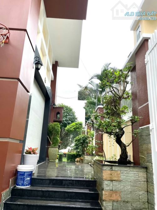 Bán Biệt thự sân vườn căn góc MT Dân Tộc Tân Phú 625m2 đúc lửng 2 lầu giá 94 tỷ TL - 3