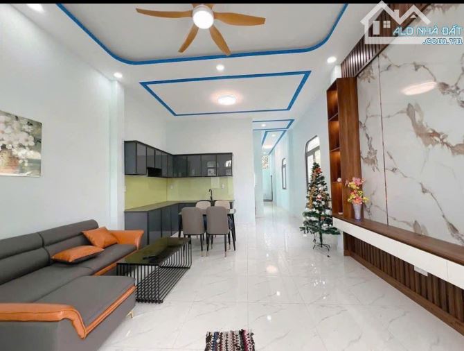 Vợ chồng em chuyển về Phan Thiết định cư luôn nên cần bán gấp căn nhà cấp 4 - 3