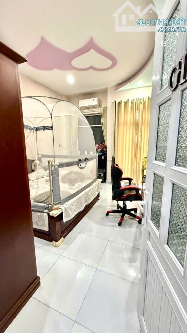 SIÊU PHẨM NHÀ 2 TẦNG - GÓC 2 MẶT TIỀN – ĐƯỜNG 9M THÔNG - GẦN LÊ VĂN VIỆT - GIÁ 6.3 TỶ TL - 3