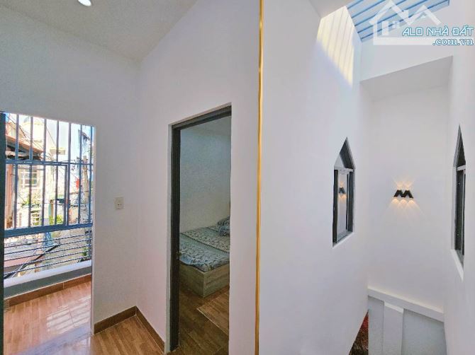 Bán nhà đường Nguyễn Văn Công phường Hạnh Thông ngang 4m x 7m 2 tầng 2 phòng 4,15 tỷ - 3