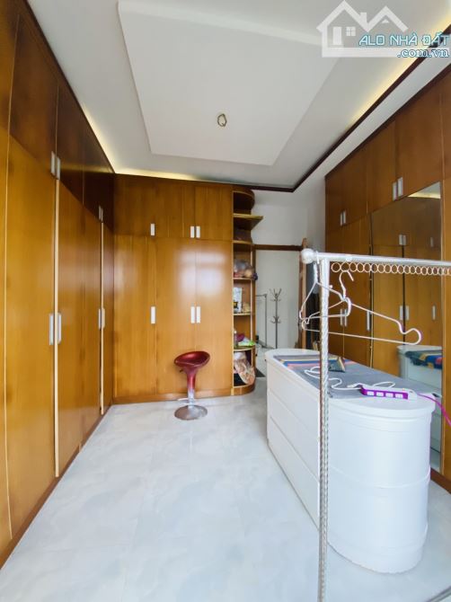 Bán nhà Nguyễn Thị Tần, Quận 8, 61m2, 6 tầng, sát mặt tiền đường. - 3